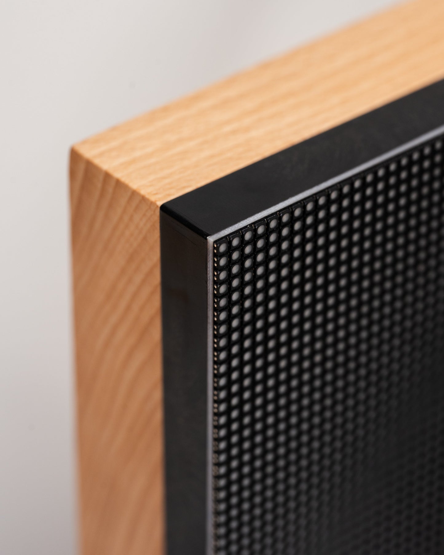 Smart LED Music Display-Bring Your Music To Life With Dynamic Visuals