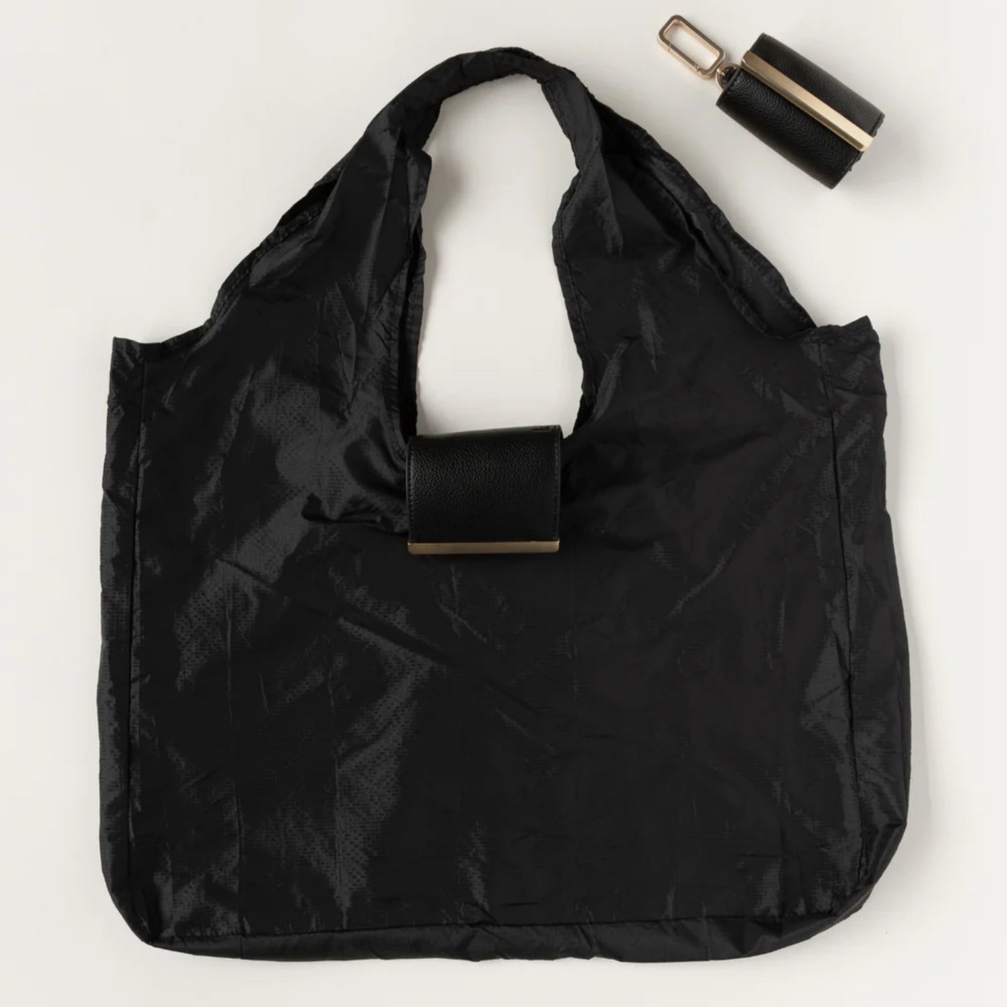 Never Forget a Bag Again – Keychain Tote Holds 50 lbs