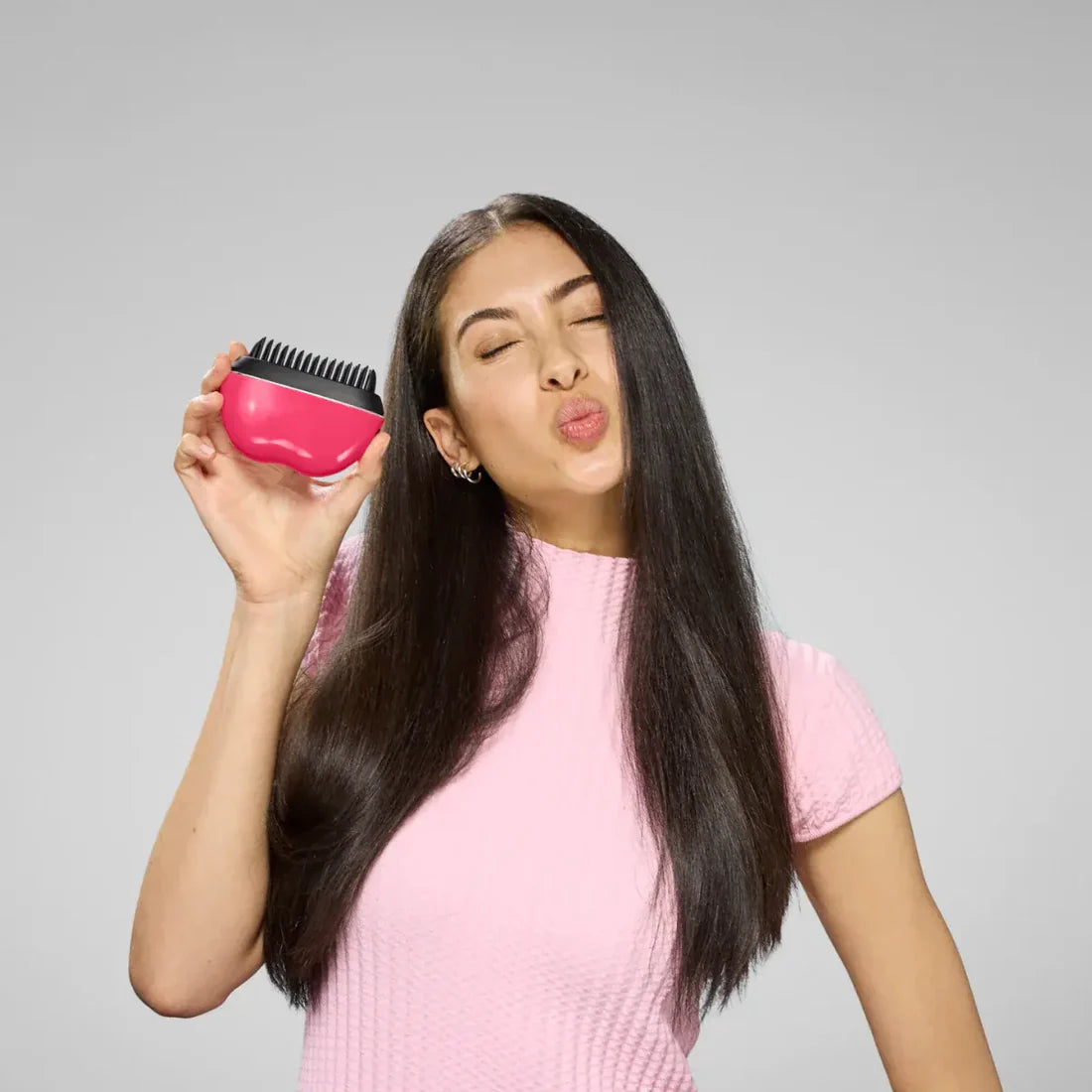 Cordless Heated Brush – Portable Ceramic Ionic Styling Tool