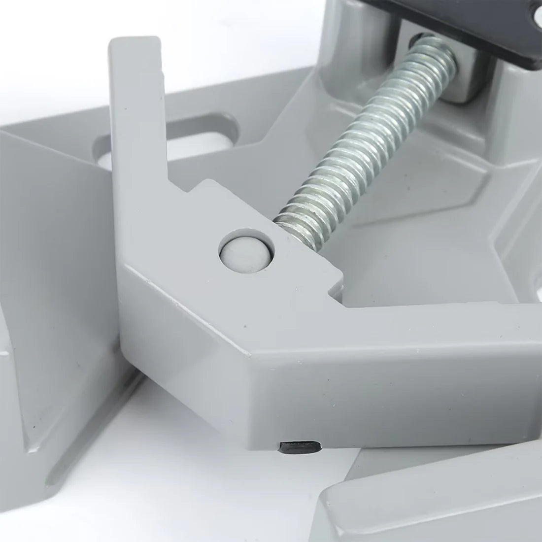 Dual-axis welding clamp